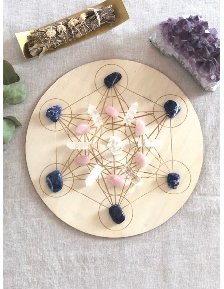 Socle de rechargement en bois Cube de Métatron gravé 30 cm